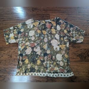 Market Of Stars 'I Dream In Flowers Luxe Tee' Size S/M